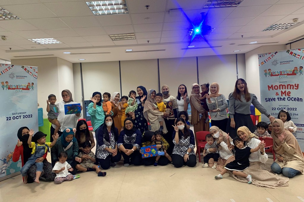 Read more about the article Tingkatkan Kecintaan Terhadap Laut, Sampoerna Academy Bersama Komunitas Parenting Gelar Workshop “Save The Ocean”