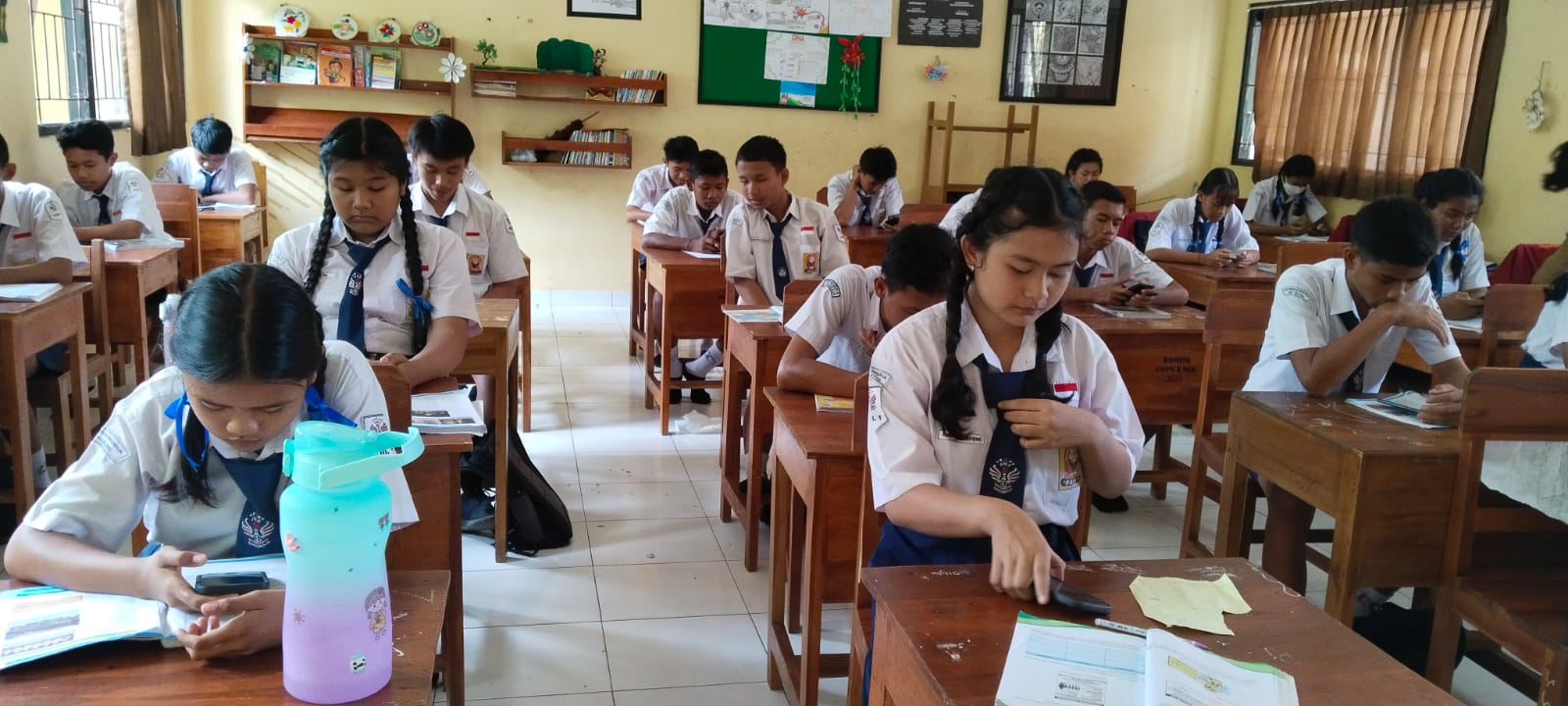 Read more about the article The Journey of SMPN 8 Singaraja to Become a Digital-Based School in Kabupaten Buleleng